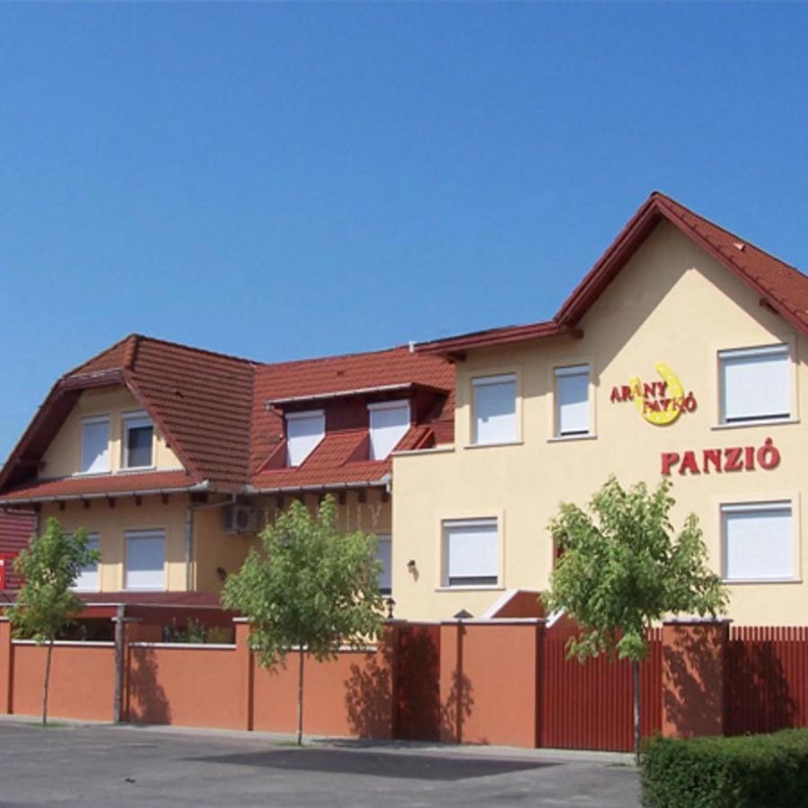 Arany Patko Panzio Otel Debrecen Dış mekan fotoğraf
