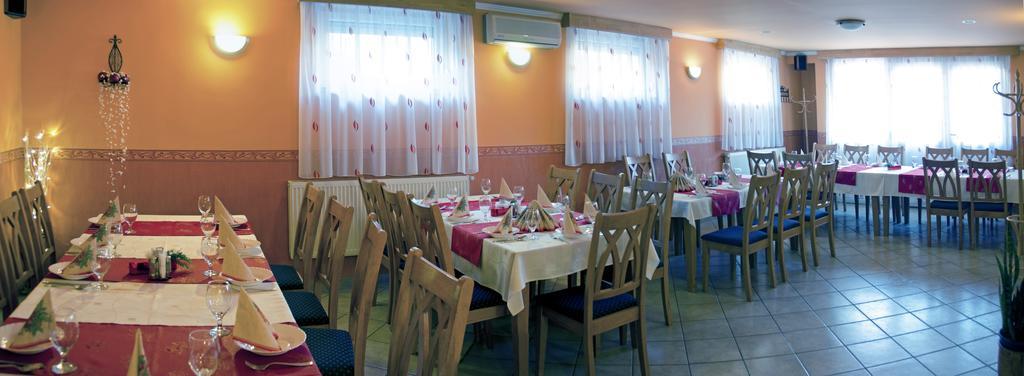 Arany Patko Panzio Otel Debrecen Dış mekan fotoğraf