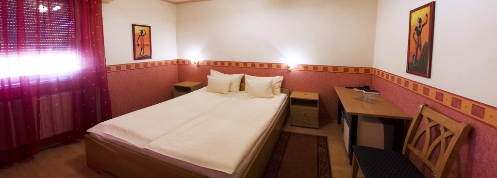 Arany Patko Panzio Otel Debrecen Dış mekan fotoğraf