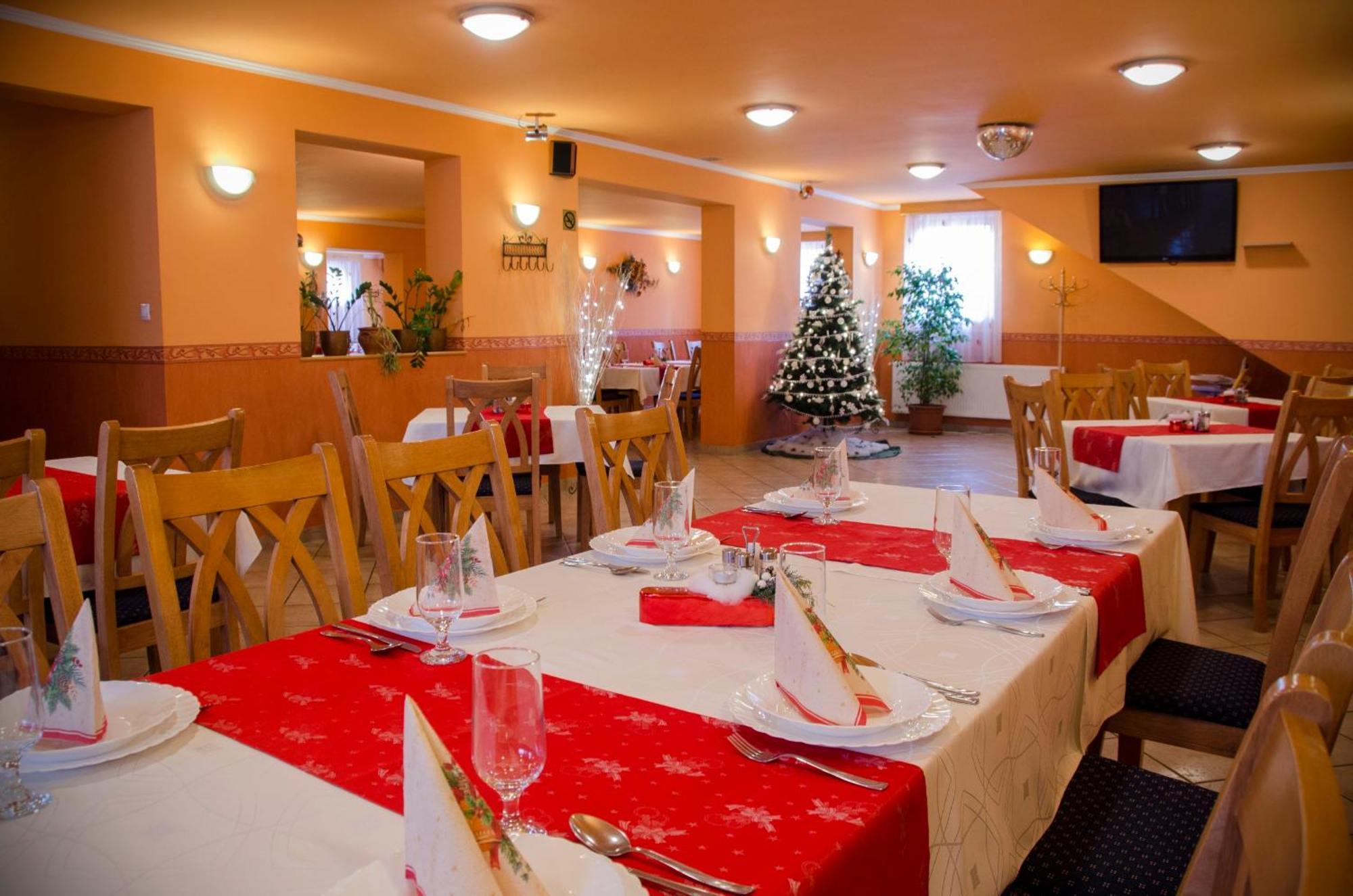 Arany Patko Panzio Otel Debrecen Dış mekan fotoğraf