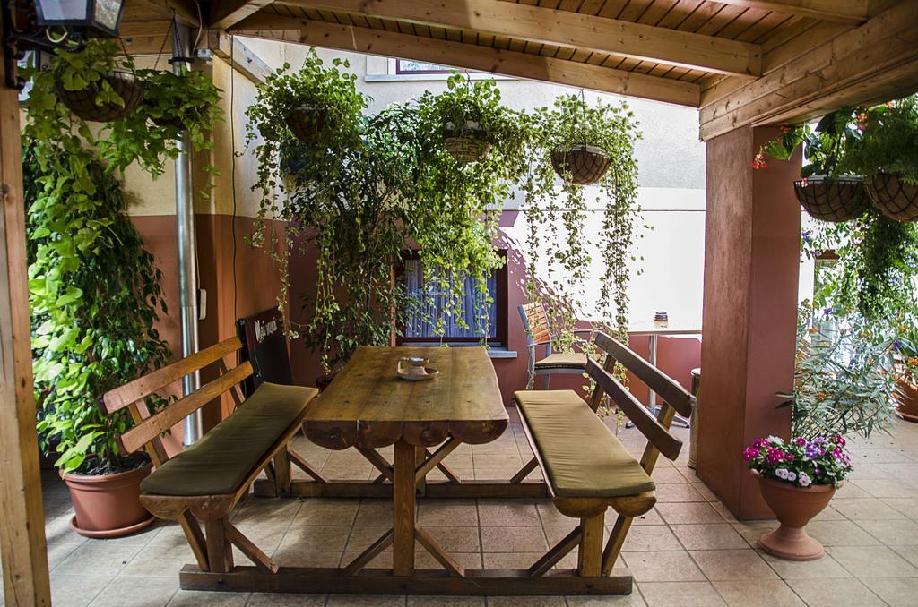 Arany Patko Panzio Otel Debrecen Dış mekan fotoğraf