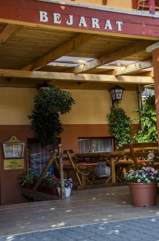 Arany Patko Panzio Otel Debrecen Dış mekan fotoğraf