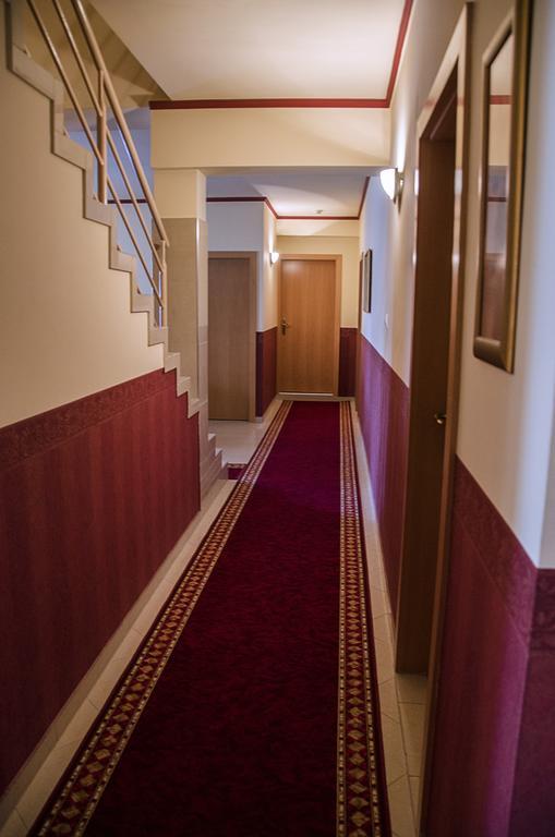 Arany Patko Panzio Otel Debrecen Dış mekan fotoğraf