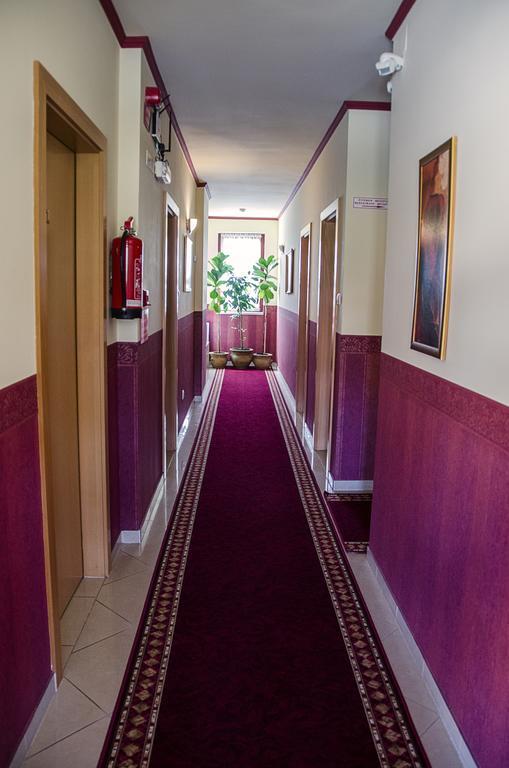 Arany Patko Panzio Otel Debrecen Dış mekan fotoğraf